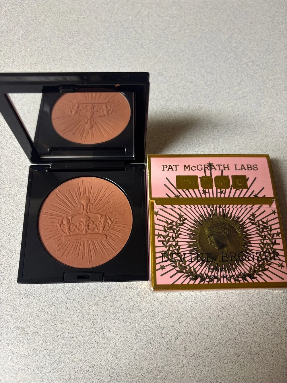 BNIB Pat McGrath Labs Divine Bronzer shade Burnished Honey
